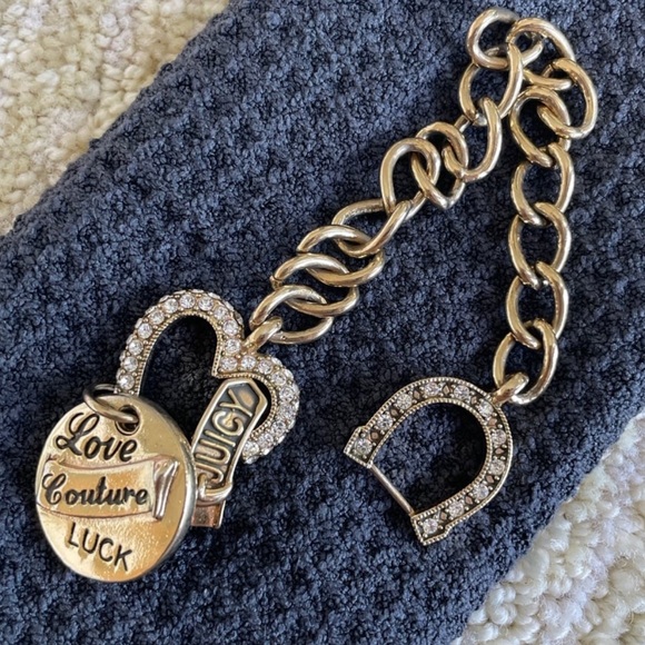 VTG Y2K Juicy Couture Love Luck, Horsehoe Charms Clasp Gold Tone Tennis Bracelet - Picture 9 of 10